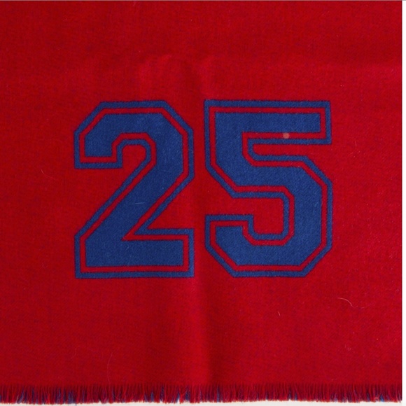 GUCCI Tiger Jacquard Wool Muffler Scarf - Picture 8 of 10